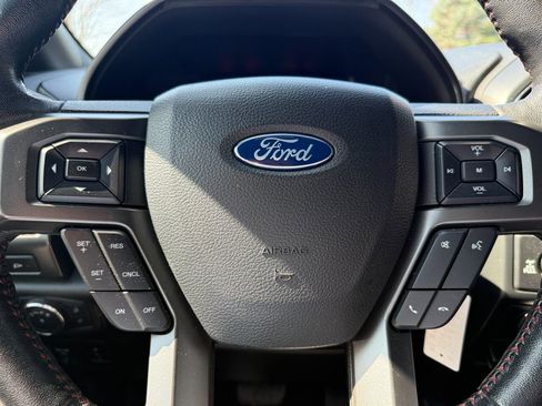 Used 2019 Ford F150 XLT w/ Equipment Group 302A Luxury image 26