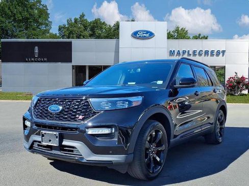 Certified 2022 Ford Explorer ST w/ Equipment Group 401A AWD/4WD image 2