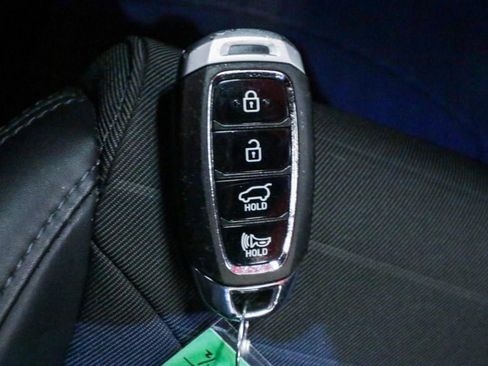 Used 2021 Hyundai Veloster N image 25