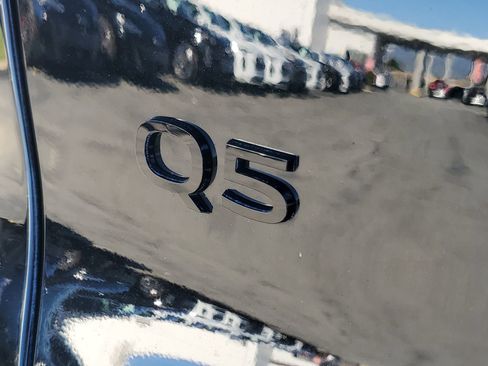 Used 2025 Audi Q5 Premium Plus w/ Premium Plus image 7