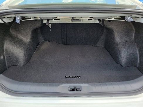 New 2026 Nissan Altima 2.5 SR FWD image 12