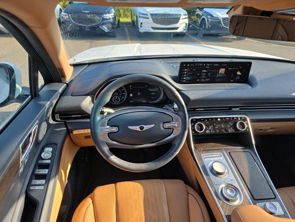 Used 2024 Genesis GV80 2.5T w/ Advanced Package AWD/4WD image 6