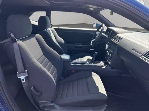 Used 2009 Dodge Challenger R/T RWD image 24