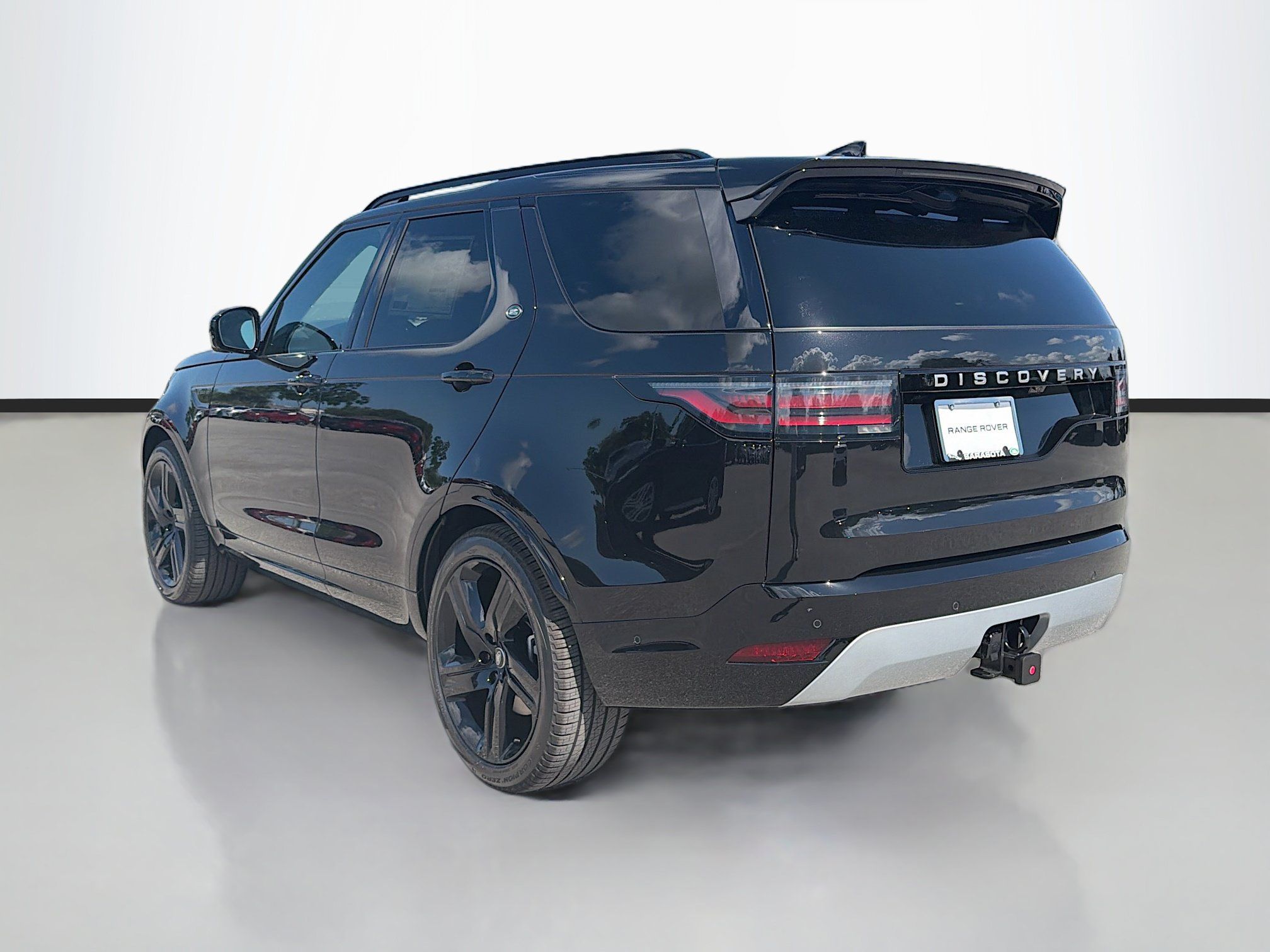 New 2026 Land Rover Discovery Limited Edition AWD/4WD image 3