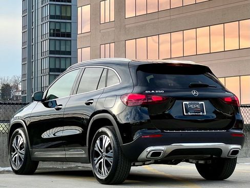 Certified 2026 Mercedes-Benz GLA 250 4MATIC image 5