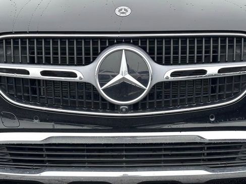 Certified 2025 Mercedes-Benz GLC 300 4MATIC image 3