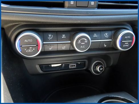 Used 2021 Alfa Romeo Giulia Ti Sport AWD/4WD image 19