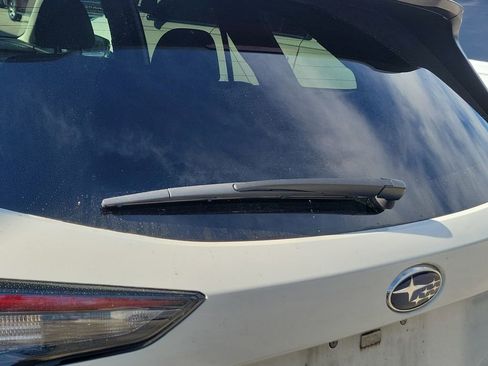 Used 2022 Subaru Outback Premium image 18