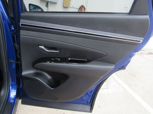 Used 2024 Hyundai Tucson Limited image 25