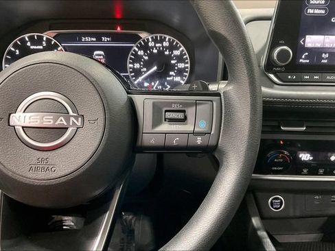 Used 2023 Nissan Rogue SV FWD image 19