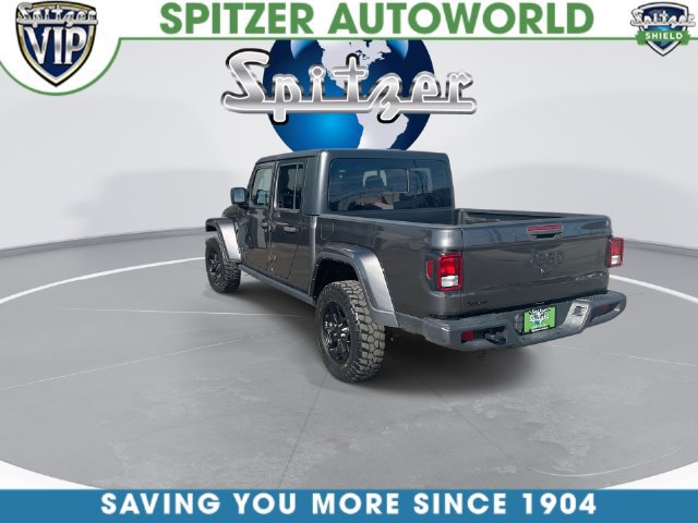 Certified 2022 Jeep Gladiator Sport AWD/4WD image 8