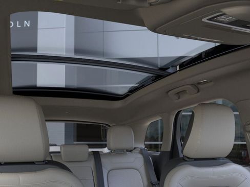 New 2026 Lincoln Corsair Premiere image 22