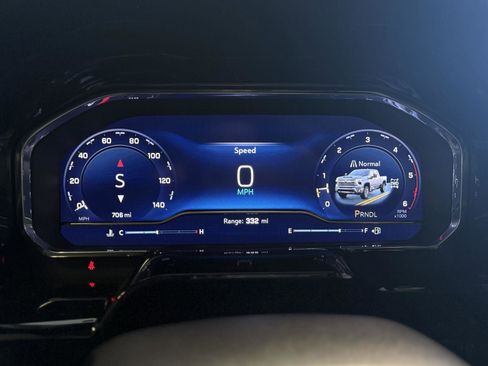 Used 2025 Chevrolet Silverado 3500 High Country w/ High Country Premium Package image 13