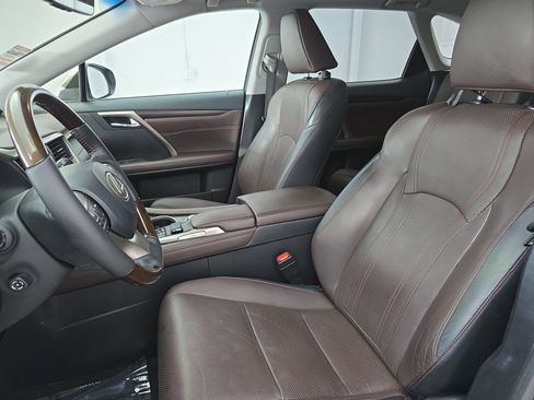 Used 2019 Lexus RX 350L FWD image 16