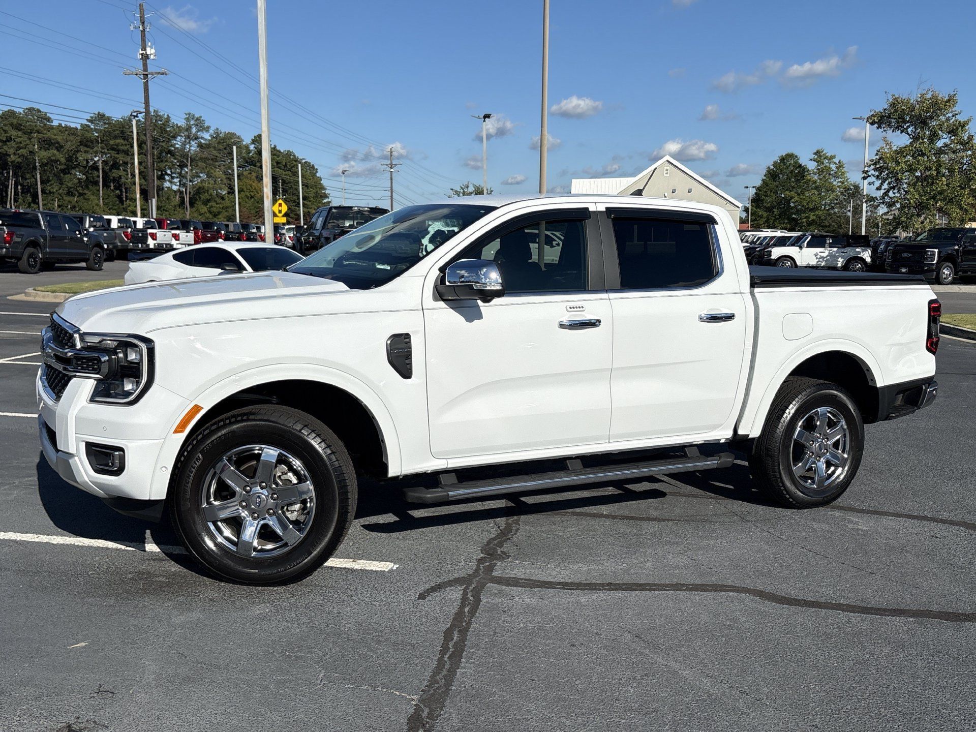 Used 2024 Ford Ranger Lariat w/ Trailer Tow Package RWD image 1
