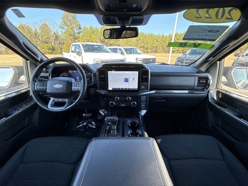 Certified 2022 Ford F150 XLT w/ Equipment Group 302A High image 17