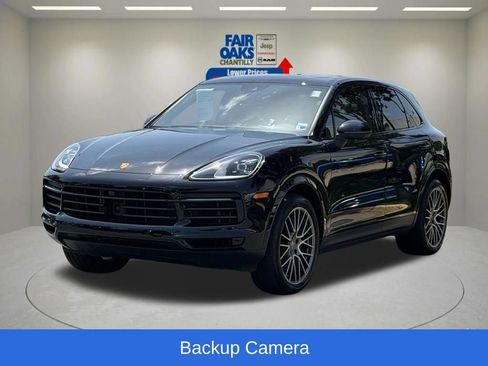 Used 2023 Porsche Cayenne Platinum Edition AWD/4WD image 3
