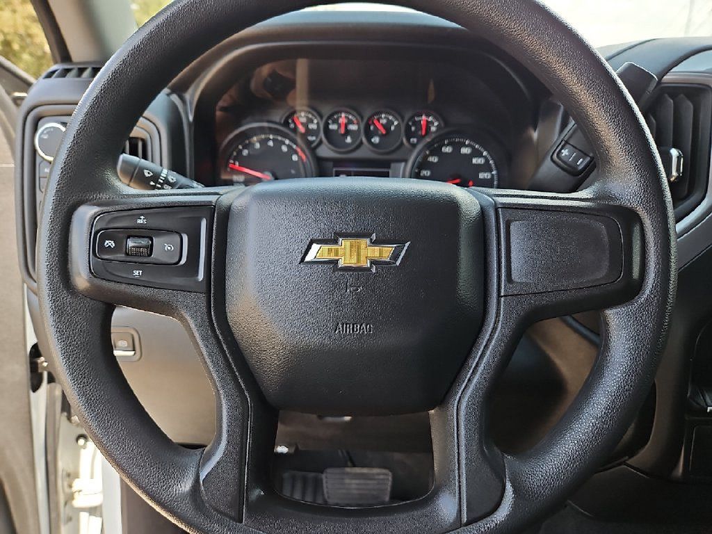 Used 2021 Chevrolet Silverado 1500 Custom AWD/4WD image 30