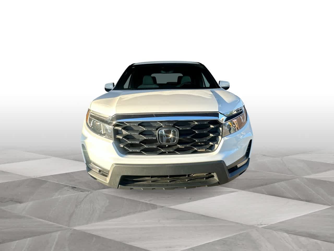 Used 2025 Honda Passport EX-L image 3