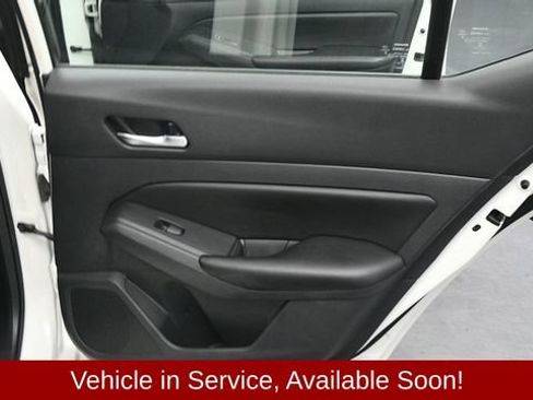 Used 2021 Nissan Altima 2.5 S FWD image 16
