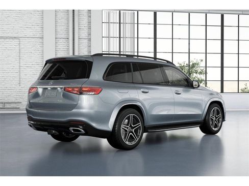 New 2026 Mercedes-Benz GLS 450 4MATIC image 21