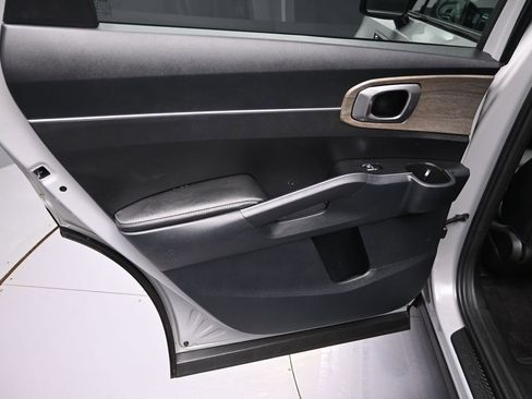 Certified 2023 Kia Sorento X-Line EX image 29