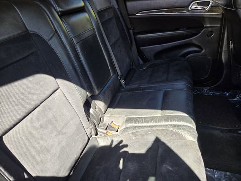 Used 2012 Jeep Grand Cherokee SRT8 w/ Luxury Group II image 22