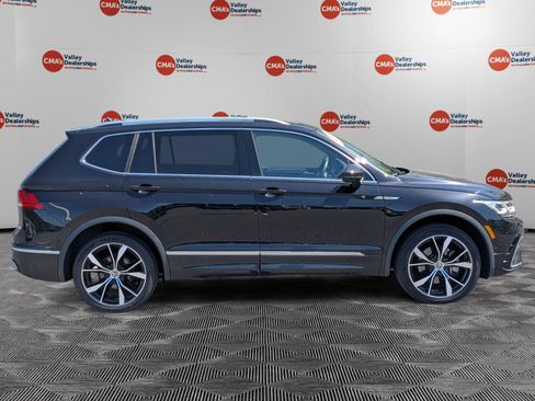 Used 2022 Volkswagen Tiguan SEL R-Line AWD/4WD image 4