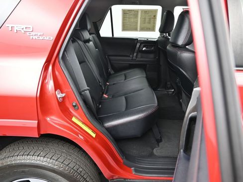 Used 2023 Toyota 4Runner TRD Off-Road Premium AWD/4WD image 8