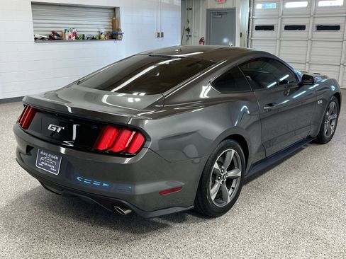 Used 2016 Ford Mustang GT Premium image 4