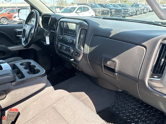 Certified 2019 Chevrolet Silverado 1500 LT w/ LPO, Chrome Package AWD/4WD image 26