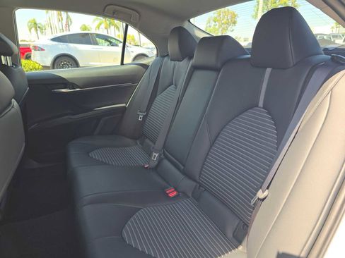 Used 2024 Toyota Camry SE AWD/4WD image 18