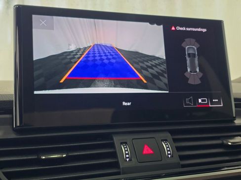 Certified 2025 Audi Q5 2.0T Premium w/ Convenience Plus Package image 49