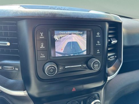 Used 2019 RAM 1500 Big Horn RWD image 14