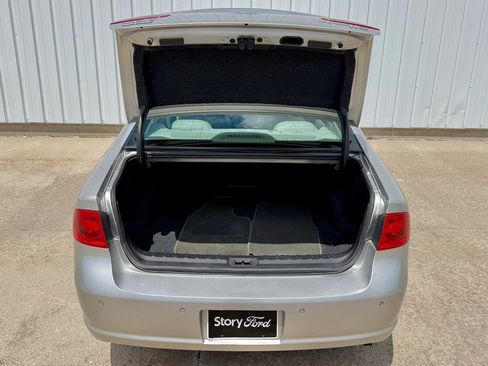 Used 2007 Buick Lucerne CXL w/ Luxury Package FWD image 16