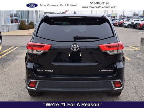 Used 2019 Toyota Highlander Limited image 4