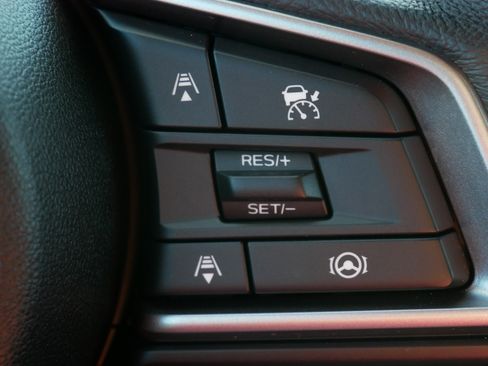 Certified 2025 Subaru Outback Premium image 30