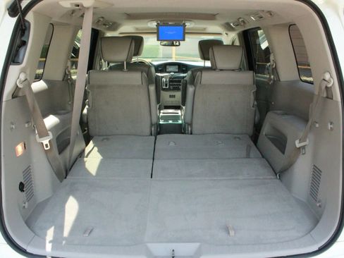Used 2014 Nissan Quest SL FWD image 32