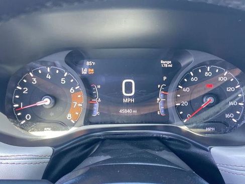 Used 2025 Jeep Compass Limited image 7