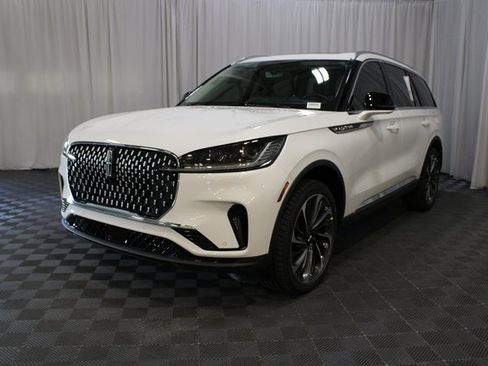 New 2026 Lincoln Aviator Reserve image 65
