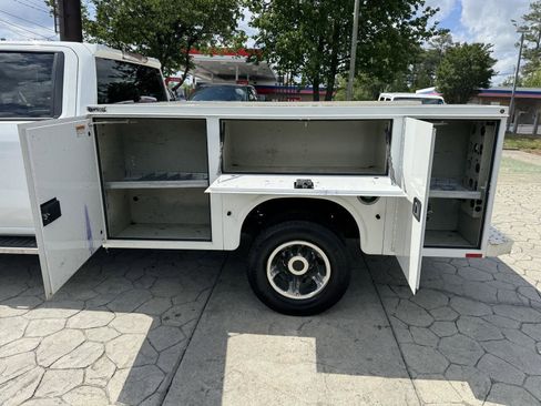 Used 2021 Chevrolet Silverado 3500 W/T w/ WT Convenience Package AWD/4WD image 9