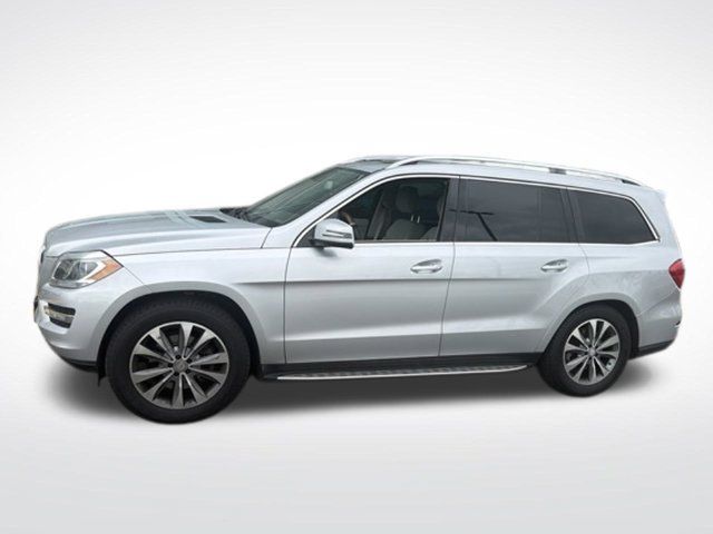 Used 2015 Mercedes-Benz GL 450 4MATIC image 2