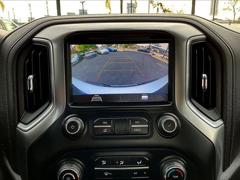 Used 2022 Chevrolet Silverado 2500 LT image 14