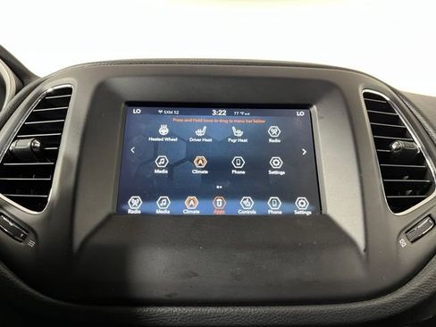 Used 2018 Jeep Compass Latitude w/ Popular Equipment Group AWD/4WD image 29
