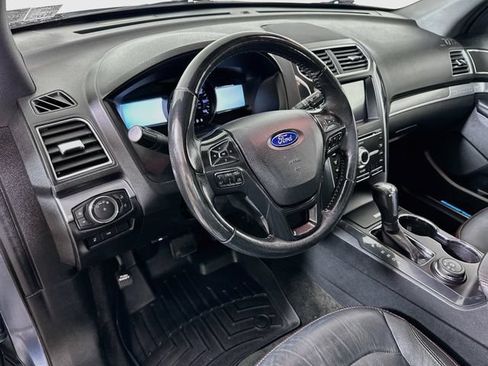 Used 2018 Ford Explorer Sport w/ Equipment Group 401A AWD/4WD image 11