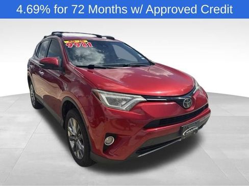 Used 2017 Toyota RAV4 Limited FWD image 1