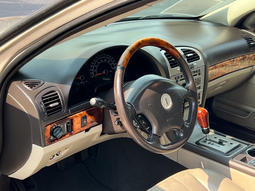 Used 2003 Lincoln LS RWD image 5