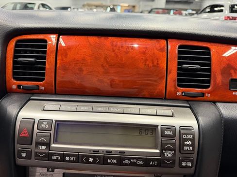 Used 2007 Lexus SC 430 Convertible w/ Preferred Accessory Pkg RWD image 23