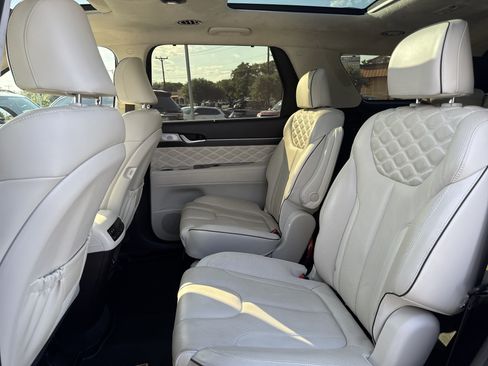 Used 2020 Hyundai Palisade Limited AWD/4WD image 29