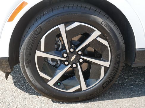 Used 2024 Chevrolet Equinox EV LT AWD/4WD image 15